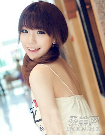 2014最流行女生发型 长发短发各有千秋