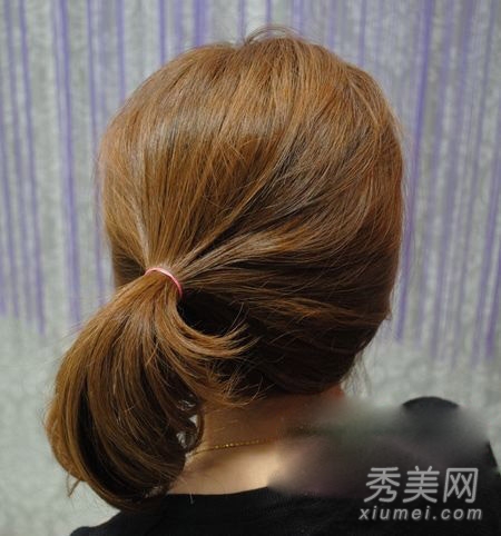 韩式发型扎法 婉约发髻扎发显气质