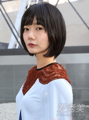 圆脸适合什么短发 内扣发型小脸显瘦