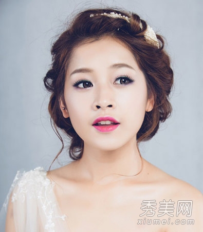 准新娘看过来 12款韩式新娘发型美如精灵
