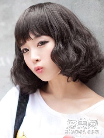 短发也可以性感和可爱 萌系女生发型比拼
