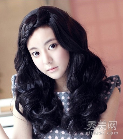 2013韩国女生流行什么发型 最IN蛋卷烫发型