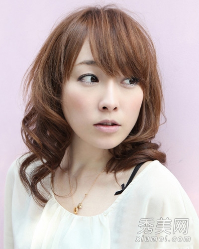 冬季剪什麼發型好看 韓式中長發最受歡迎