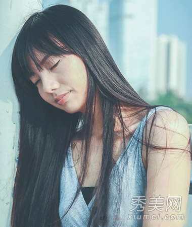 今年流行什么发型 甜美直发一样女神范