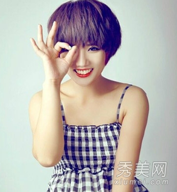 6月清爽毕业季 女学生好看发型搜罗