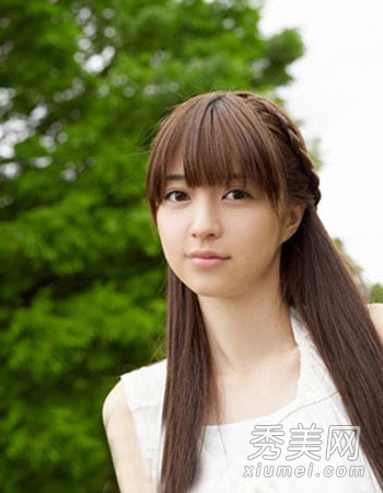 女生小清新发型图片 校园风甜美可人