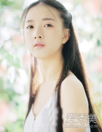 初秋爱上半扎发 9款甜美减龄气质翻倍！