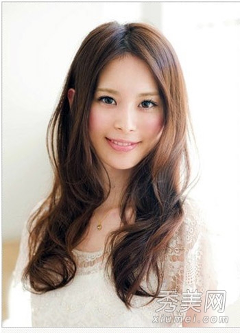 2014春夏瘦脸秘籍 16款中分百搭最流行