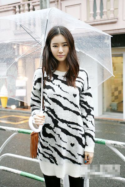 时尚修身长毛衣遮住你的肥臀