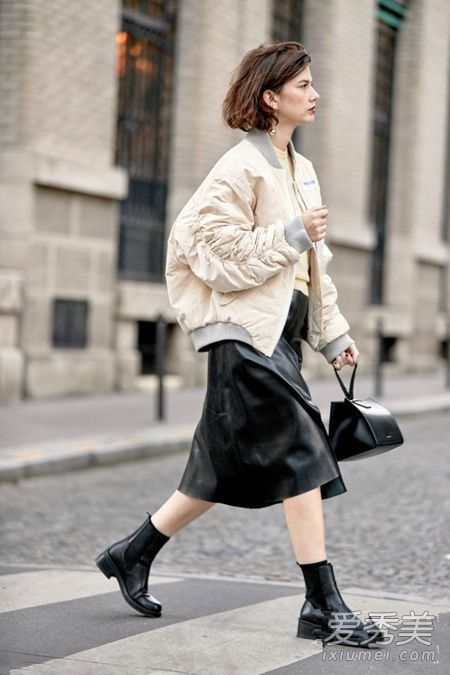 冬季过膝皮裙和冬季过膝皮裙配什么外套