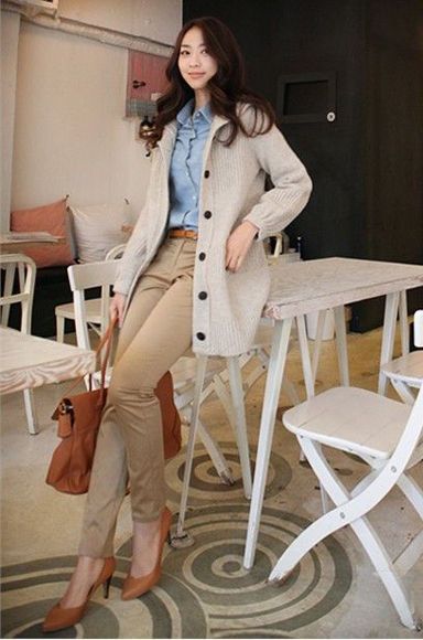 针织夹克:早春办公室的气质