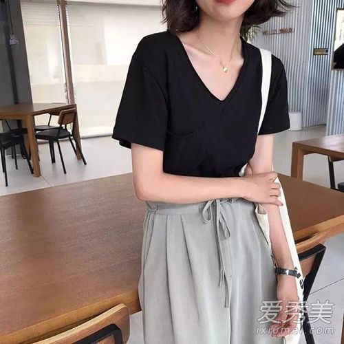 专门处理各种不满！紧身V领衫搭配技巧开启