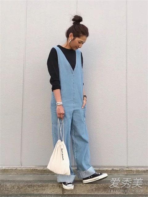 男孩喜欢女孩穿什么颜色的衣服100%桃花男得到