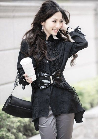 优雅轻便的衬衫带来时尚和光彩