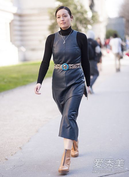 冬裙搭配打底衫+连衣裙实用