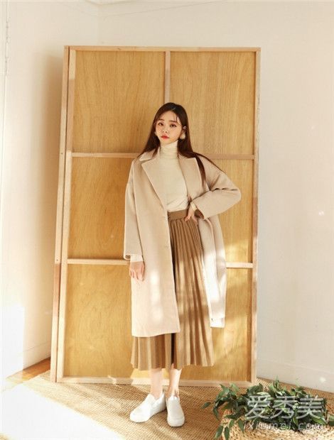 冬天你也可以穿裙子做一个小仙女。