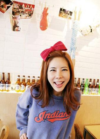 顶部下面的紧肚子不见了。