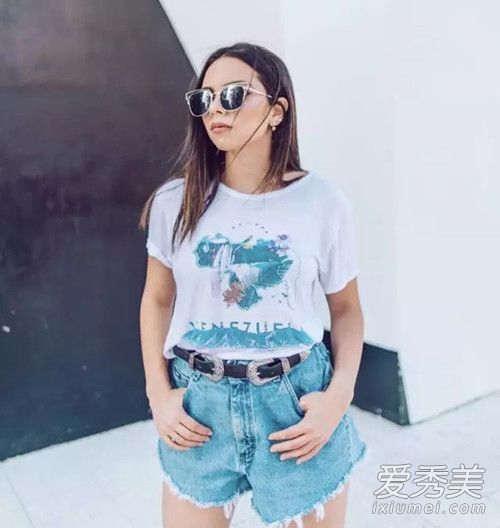 热,热,热!夏季4种身材女学生短裤搭配策略
