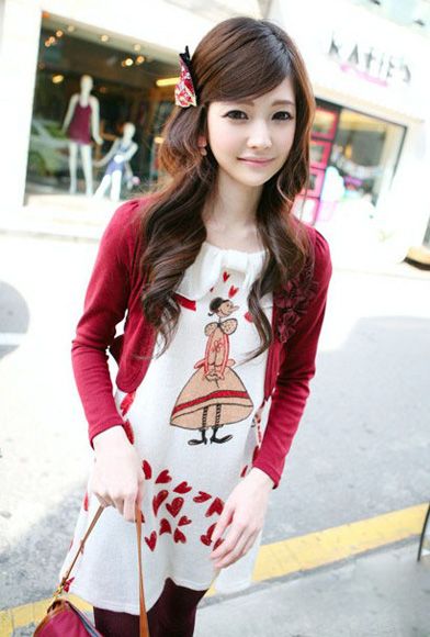 OL气质甜美搭配是职场时尚的焦点。