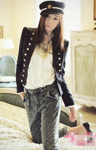 迷死风的军装混合着宫装的味道