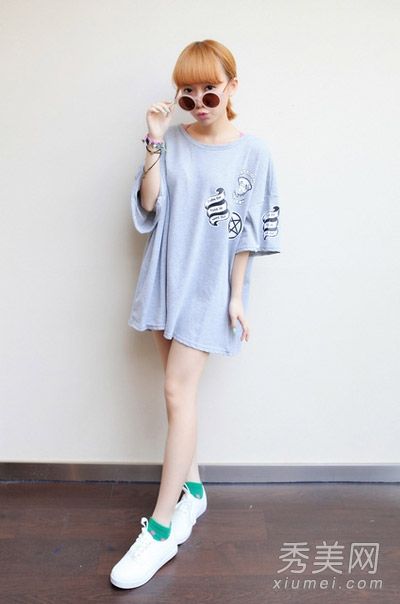 夏装与图片相匹配，韩国系稍显清新，而且裙子非常漂亮。