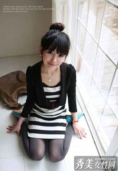 丸红头MM的秋季休闲与美容搭配