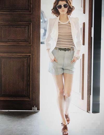 外套+短裤女式中性服装非常时尚