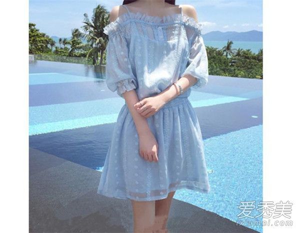 我应该穿什么样的露肩连衣裙和内衣?