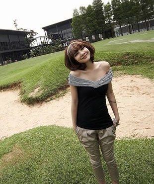 夏日裤打造可爱甜美的女孩