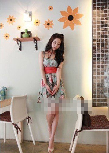 年轻和成熟女性的迷人组合