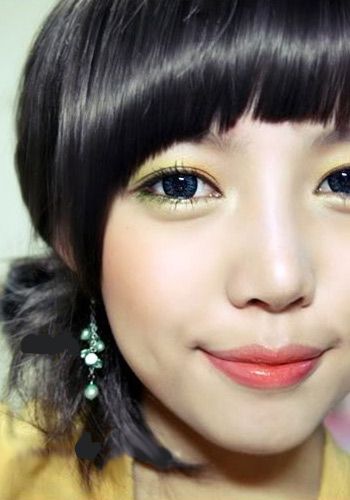 混合搭配颜色,打造两种最柔嫩的眼妆