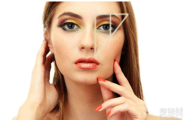 女人有斑点的原因是女人想要年轻的皮肤。