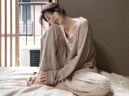 冬天,懒惰的人可以外出,即使他们中风4次,睡10分钟以上。