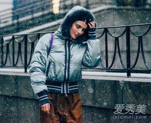 冬天是四种颜色组合中最“有活力”的！