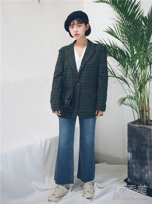 混合搭配是正确的解决方案——休闲+正式的项目仍然有时尚感。