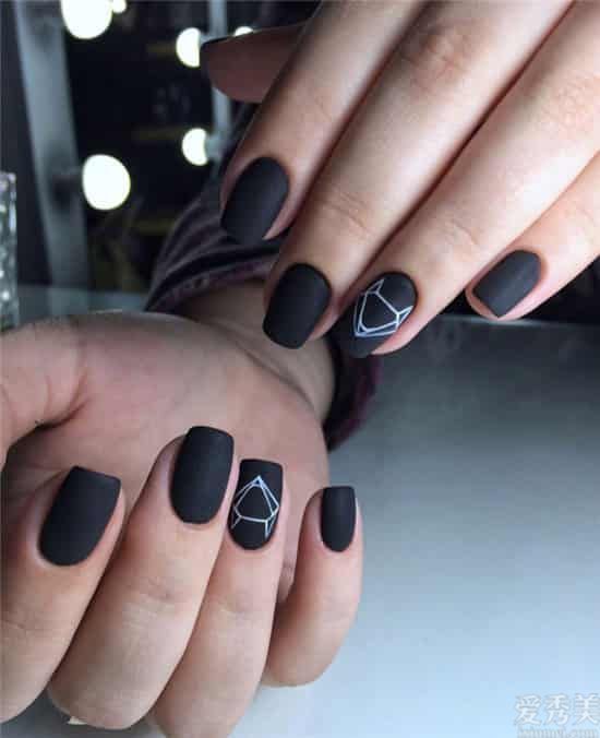 2020黑色指甲照片指甲照片2020新款黑色