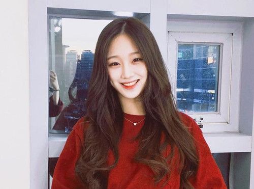 头发多的女孩烫卷发合适吗?新烫的卷发应该如何处理?