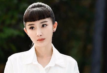 杨蜜的头发丑吗?2019年,女孩最值得剪的刘海仍然是这些!