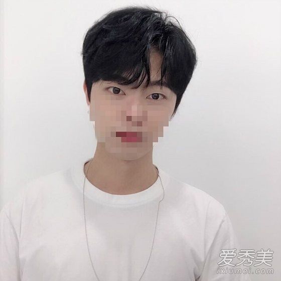 男孩有长头发和难看的鬓角吗?伟大的秃头莫希干人执政官莫希干帮助你