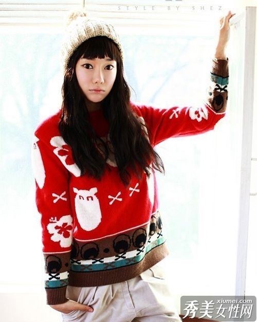 最迷人的韩国女孩穿的毛衣