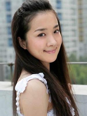 秋天美白你告别雀斑