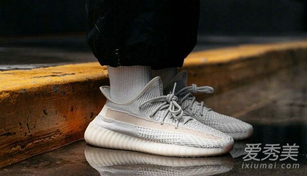 Yeezy350在美国仅限于2.0的销售时间和销售价格;yeezy350在美国仅限于2.0张照片