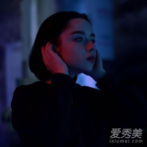 如果我的头发太厚太蓬松,我应该剪什么样的发型?