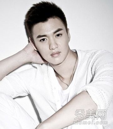 男孩们的方脸是什么发型?九种短发非常帅气。