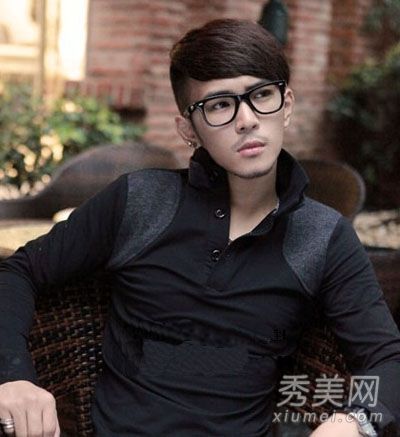 韩国男士发型流行新元素成为秋季抢镜的时尚男士
