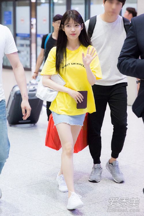 夏季牛仔裤配图片,教你成为一个清新美丽的女孩