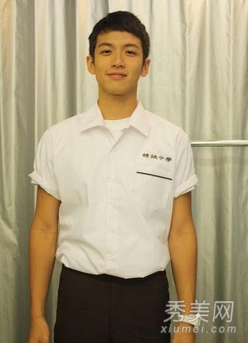 柯震东男孩的发型