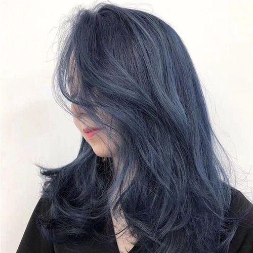 雾蓝色的头发需要漂白吗？雾蓝头发褪色效果图