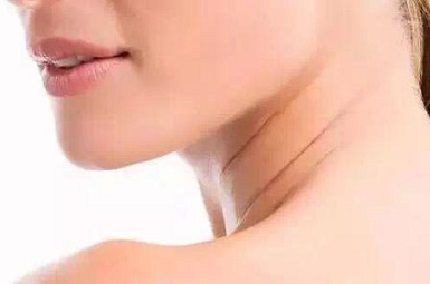 女性頸部除皺方法教你除皺方法擁有天鵝脖子