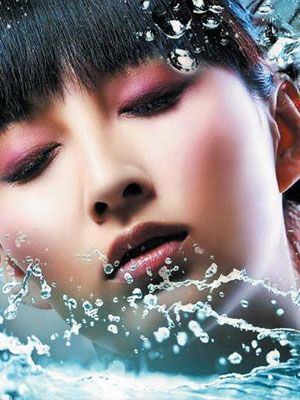 流行的防水防汗化妝技術。